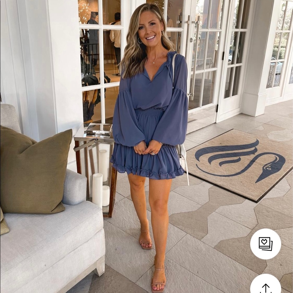 Zozo long sleeved mini dress, size small. NWT